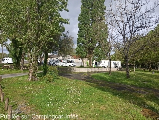 aire camping aire aire de tonnay charente
