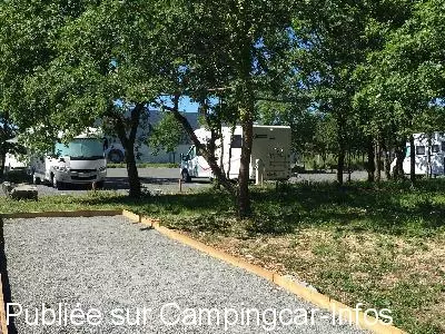 aire camping aire aire des chenes verts