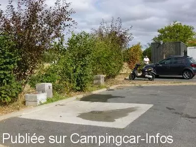 aire camping aire charron les morines