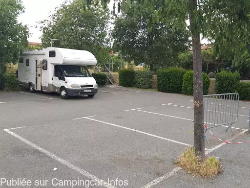 aire camping aire aire du parking louis raynaud
