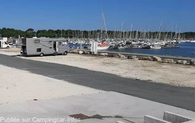 aire camping aire aire du port medoc