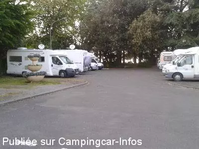 aire camping aire aire le champalud