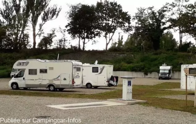 aire camping aire aire vogelgrun l ile du rhin