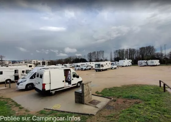 aire camping aire area autocaravanes girona