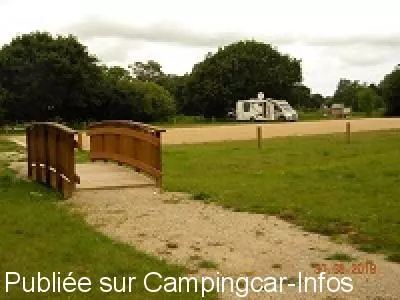aire camping aire bourg blanc
