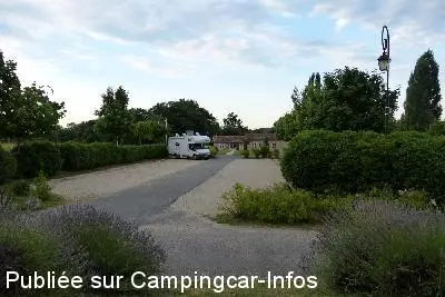 aire camping aire bourrou