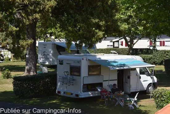 aire camping aire camping du domaine de bernezac