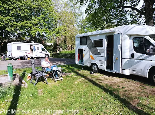 aire camping aire camping du lac kir