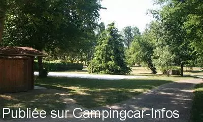 aire camping aire camping le port de limeuil
