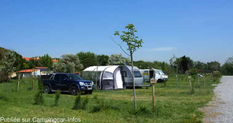 aire camping aire camping les bois flottes