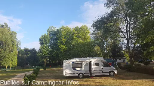 aire camping aire camping municipal au bord du loir