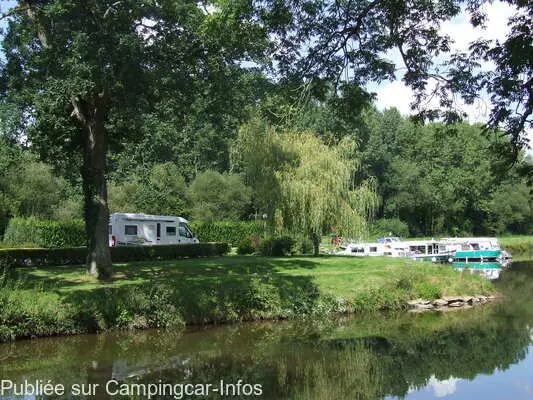aire camping aire camping municipal du val d oust