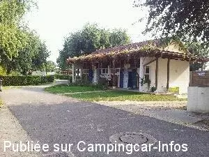 aire camping aire camping municipal le renom