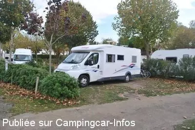 aire camping aire camping municipal les remparts