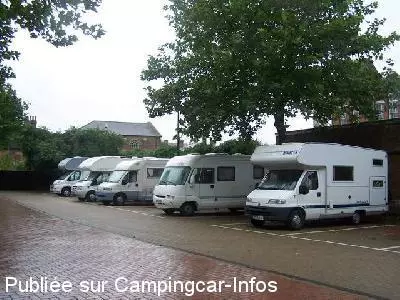 aire camping aire canterbury coach park
