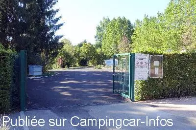aire camping aire charolles aire n 2