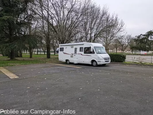 aire camping aire fontenay le comte