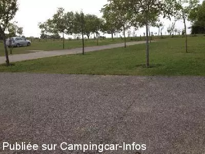 aire camping aire le grand pressigny