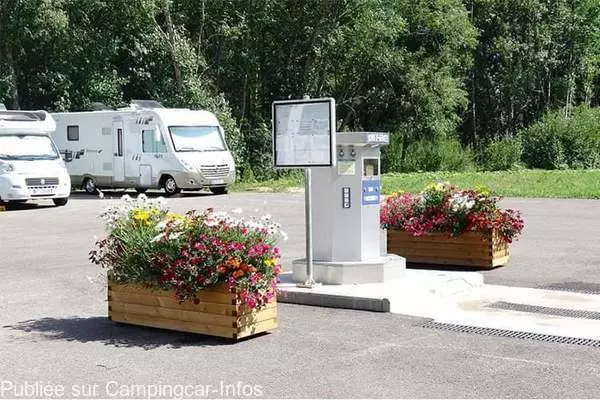 aire camping aire lelex aire communale