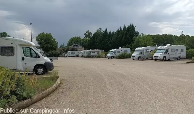 aire camping aire les berges du tarn