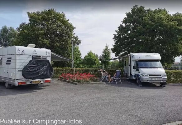 aire camping aire mareuil le port