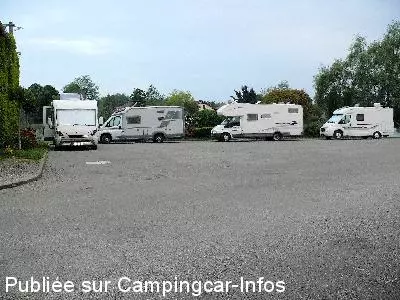 aire camping aire mazeres sur salat