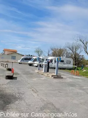 aire camping aire meschers sur gironde