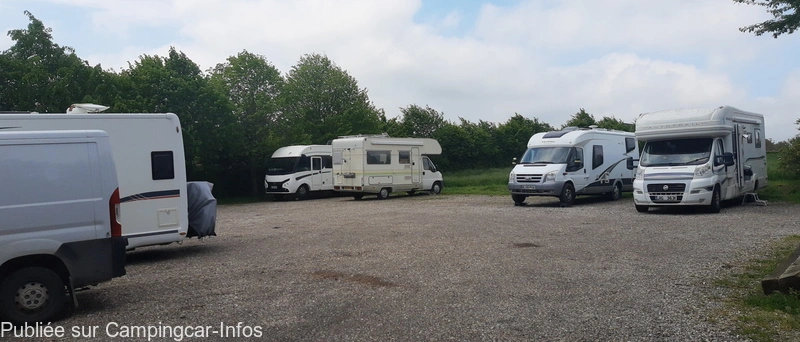 aire camping aire mesnieres en bray