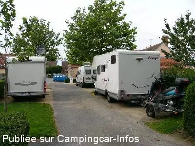 aire camping aire montmarault
