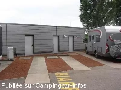 aire camping aire parking de l atelier burstner