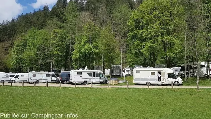 aire camping aire parking du stade