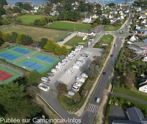 aire camping aire parking du tennis club