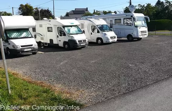 aire camping aire parking pasquy le chesne