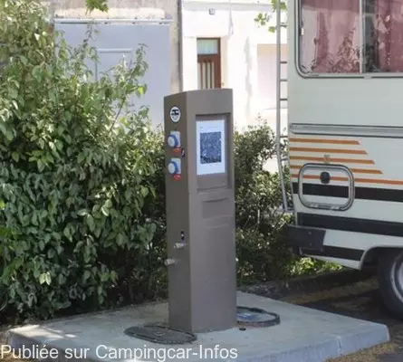 aire camping aire place charles de gaulle