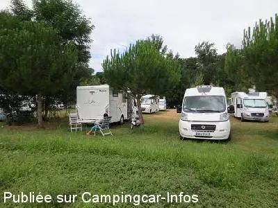 aire camping aire saint cirq lapopie