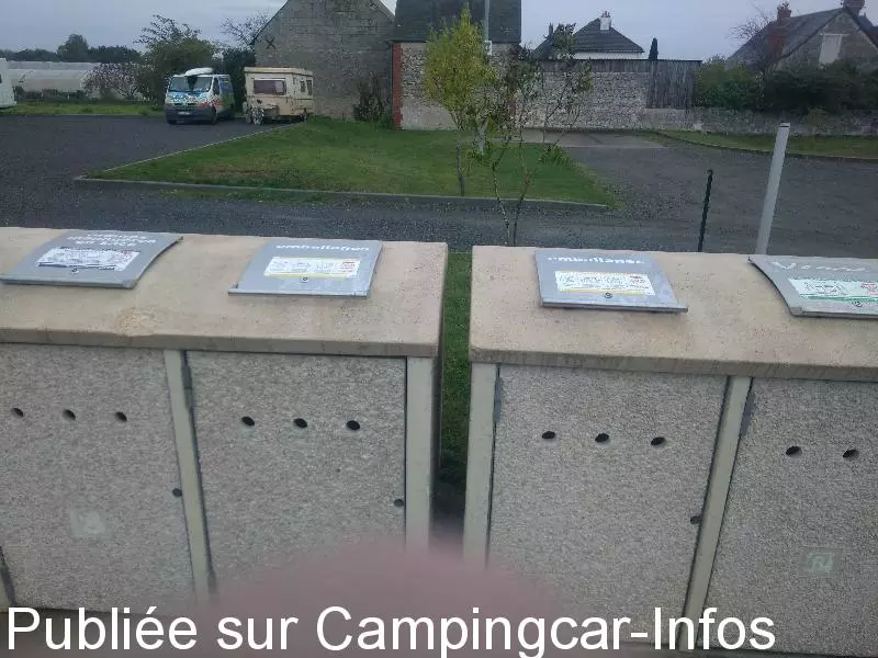 aire camping aire saint genouph