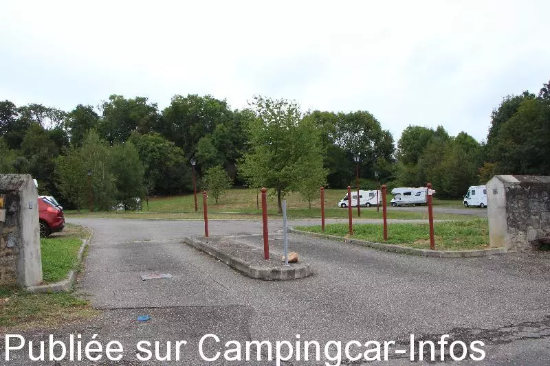 aire camping aire saint lizier