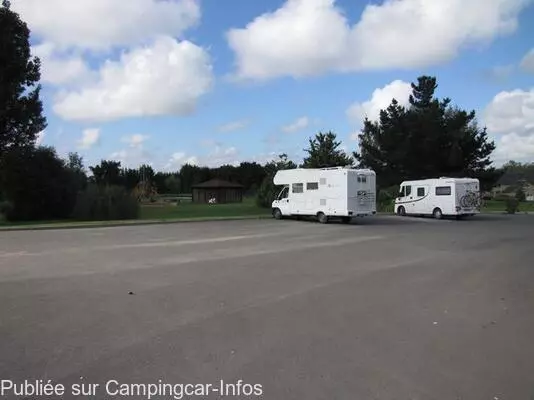 aire camping aire saint meen le grand