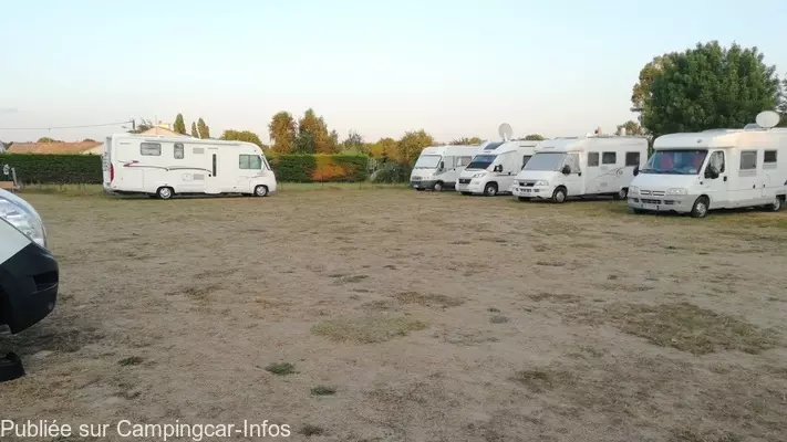 aire camping aire saint michel chef chef