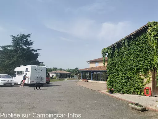 aire camping aire saint michel