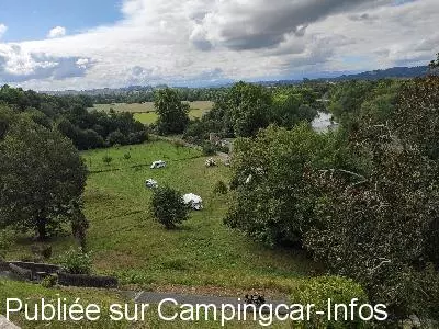 aire camping aire sauveterre de bearn