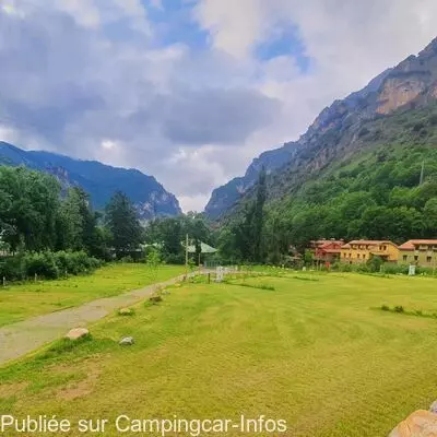 aire camping aire somiedo camper park