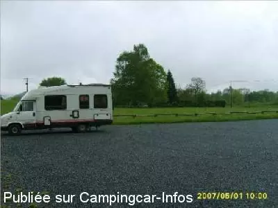 aire camping aire tibiran jaunac