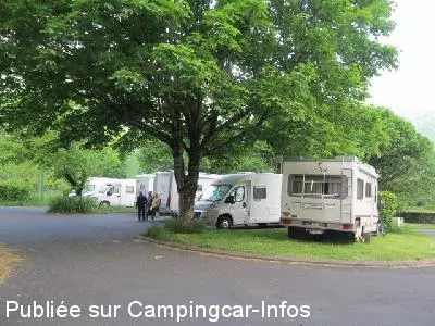 aire camping aire vic sur cere